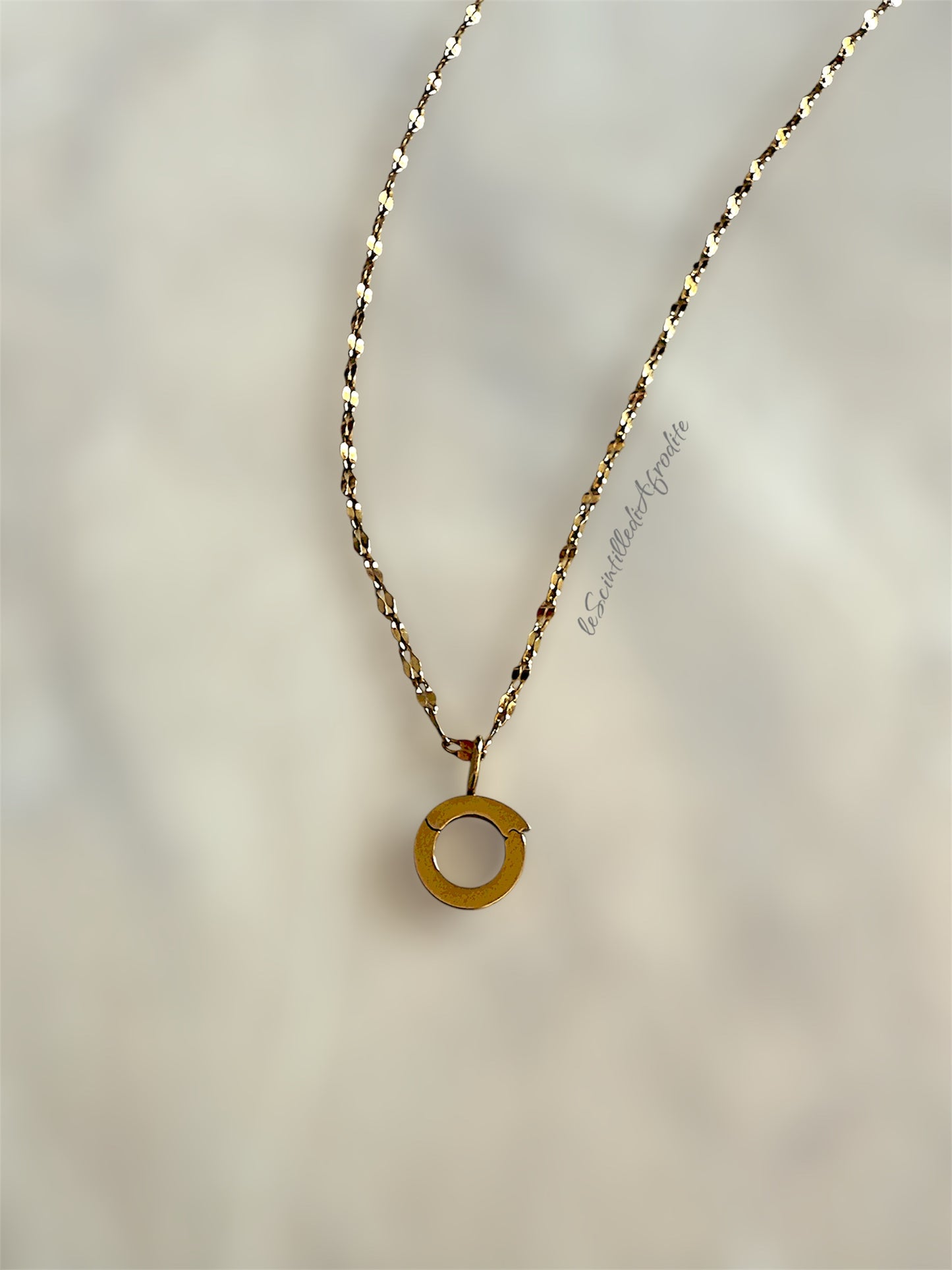 Base collana